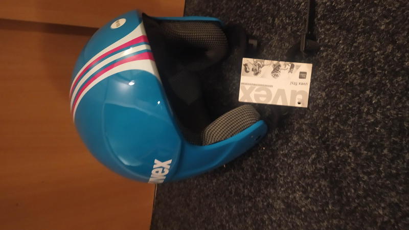 Prodám helmu Uvex Race 3 Fibre 53-54 cm