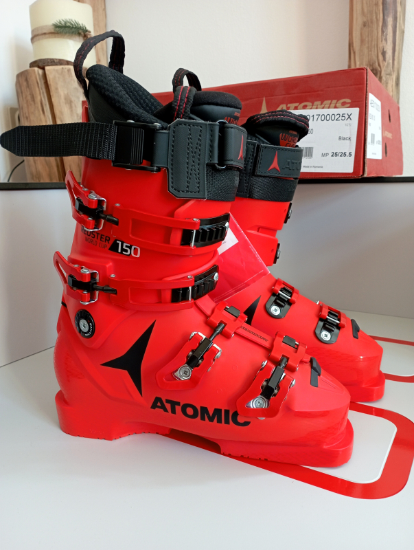Nové lyžáky Atomic Redster WC 150, vel. 25,5