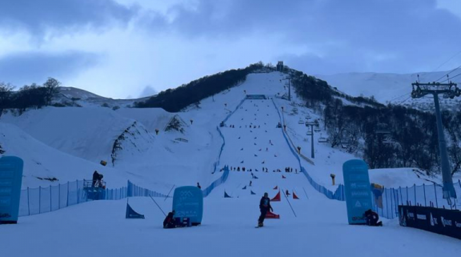 MS v Gruzii začalo paralelním obřím slalomem. Češi se z kvalifikace neprobojovali