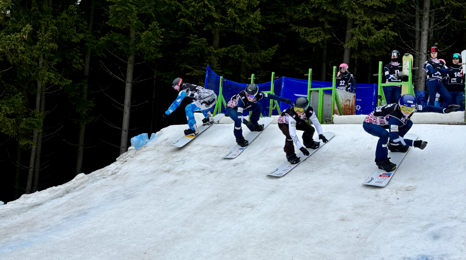 Na Dolní Moravě proběhlo MČR ve snowboardcrossu. Příští rok se může těšit na Světový pohár