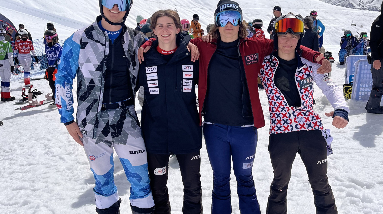 Úspěšný den na MSJ snowboardcrossu v Gudauri. Všichni Češi postoupili z kvalifikace