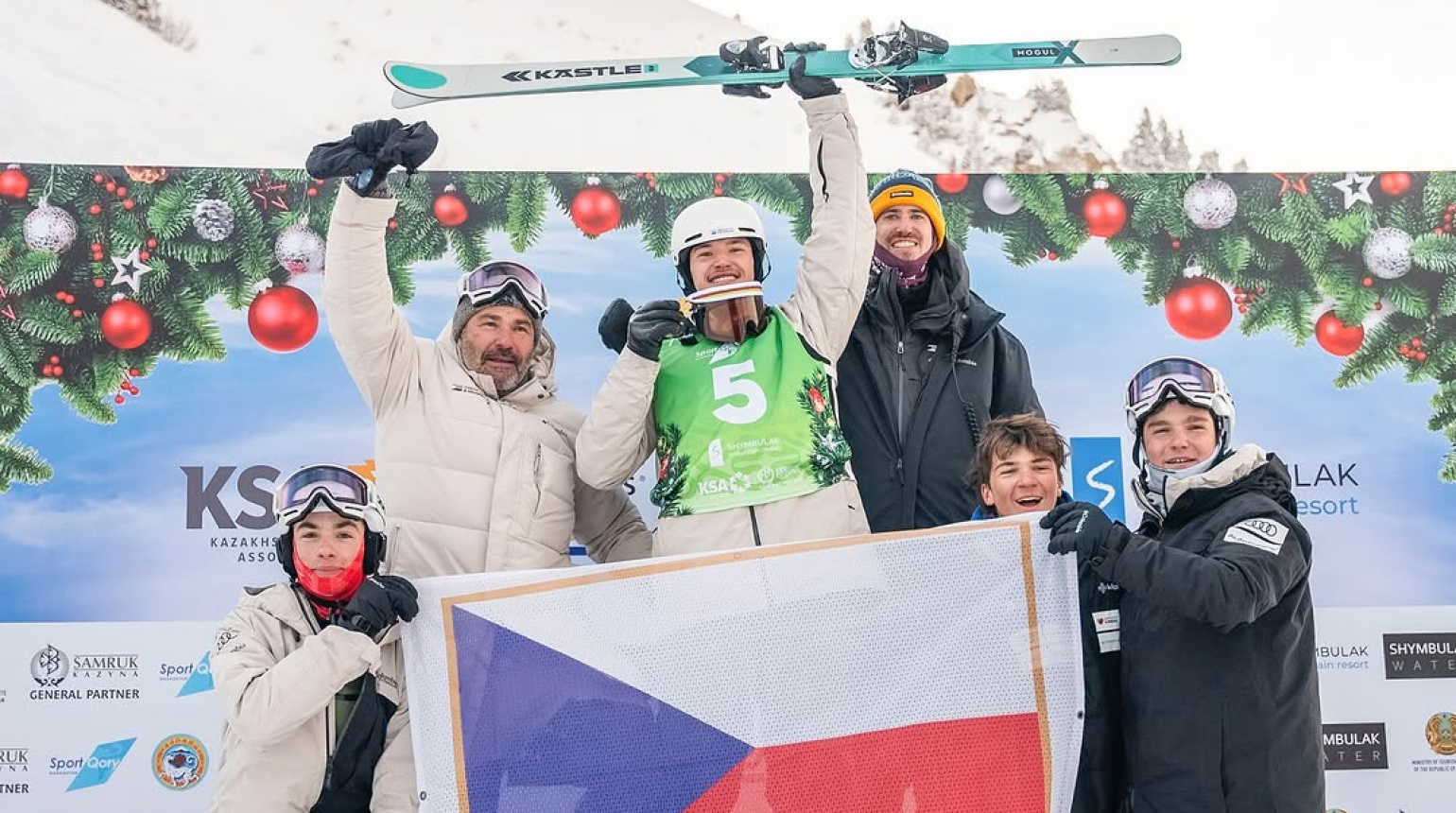 Senzační zlatá radost v Almaty! Boulař Kroupa juniorským mistrem světa v dualech